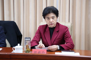 中国红十字会党组书记常务副会长梁惠玲莅豫开展红十字博爱送万家活动